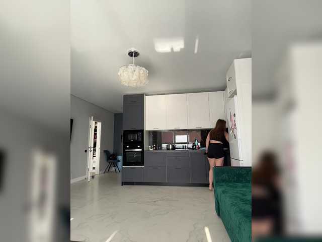 -LeiaProseccina-'s BongaCams show and profile