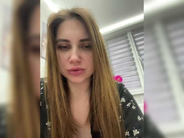 -LeiaProseccina-'s BongaCams show and profile