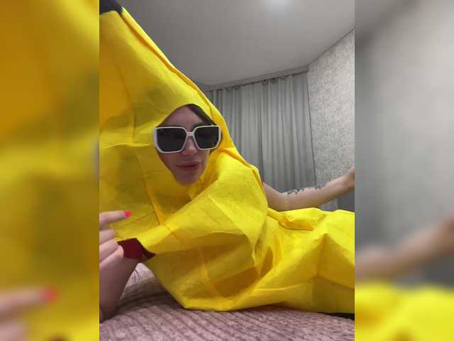 -LeiaProseccina-'s BongaCams show and profile