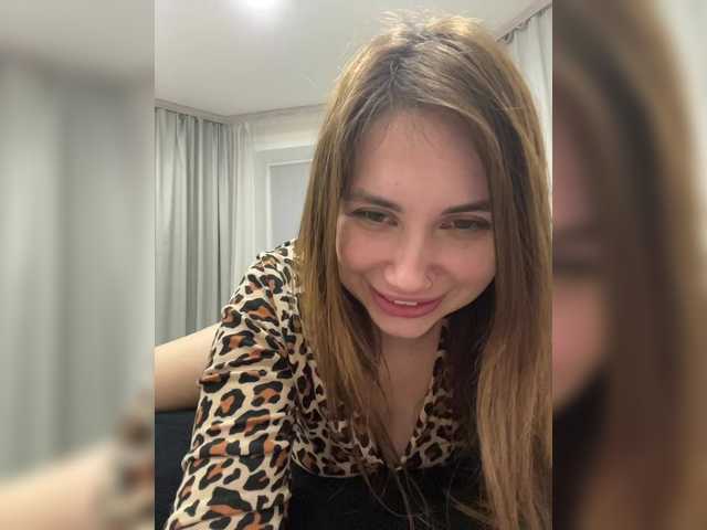 -LeiaProseccina-'s BongaCams show and profile
