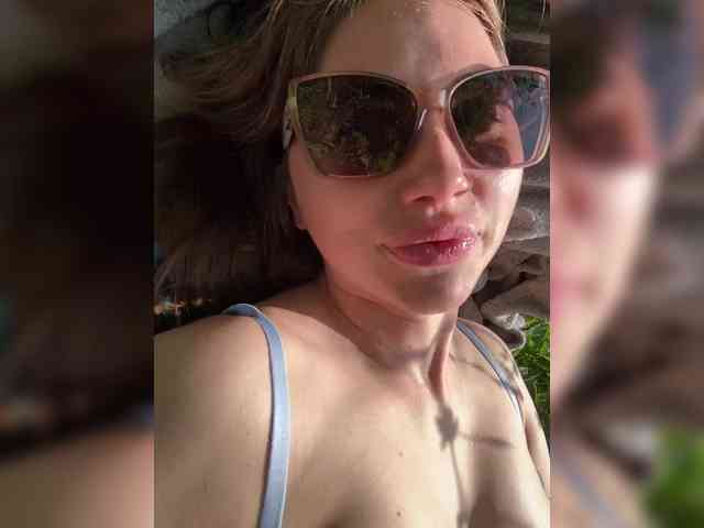 chat nude Girls-Leia