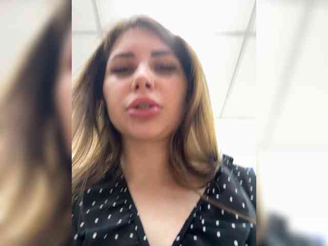-LeiaProseccina-'s webcam live show