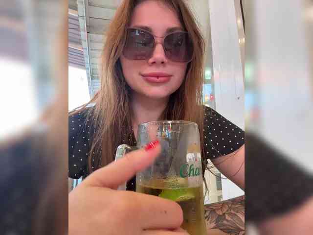 LeiaProseccina webcam