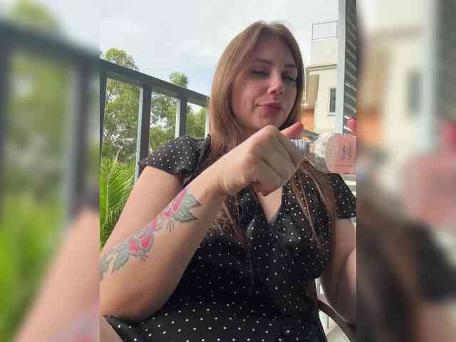 LeiaProseccina webcam