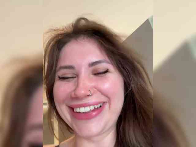 -LeiaProseccina-'s webcam live show