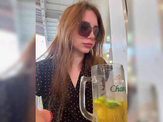 LeiaProseccina webcam