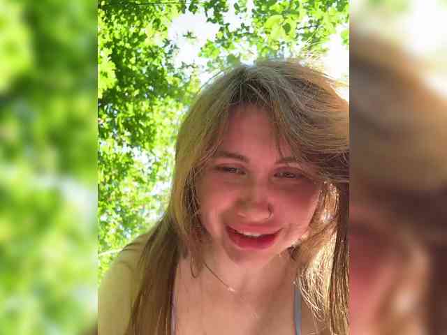Girls-Leia Live Webcam on BongaCams