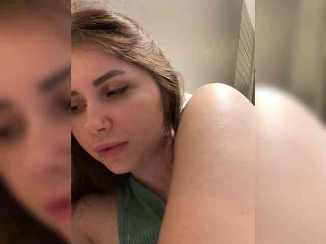 -LeiaProseccina-'s webcam live show