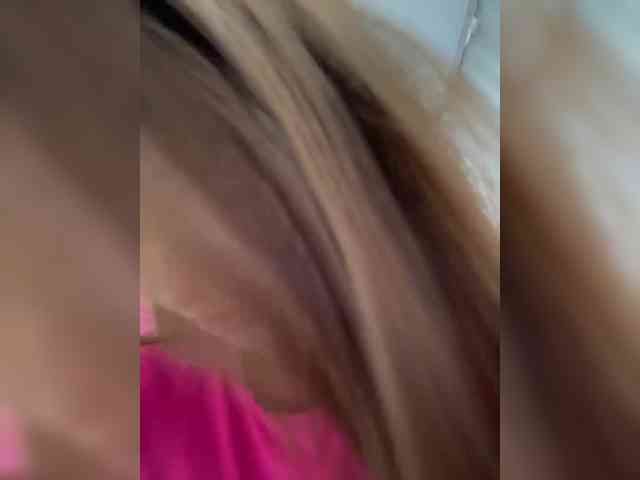 Girls-Leia Live Webcam on BongaCams