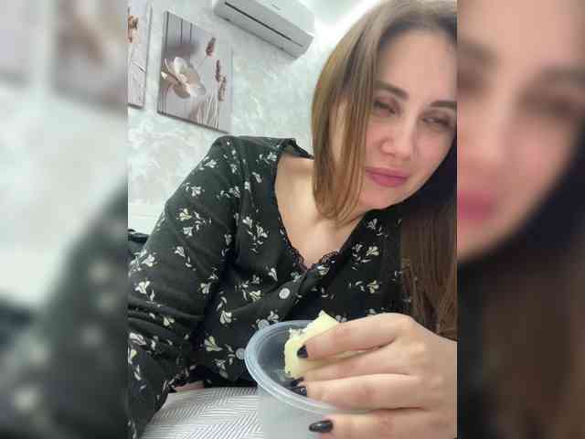 -LeiaProseccina- Live Webcam on BongaCams