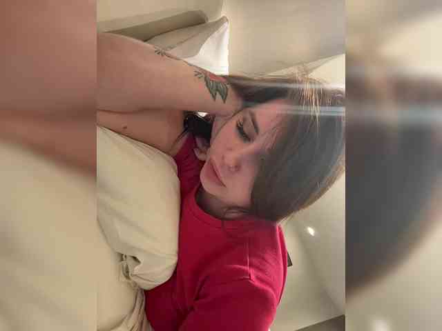 -LeiaProseccina-'s webcam live show
