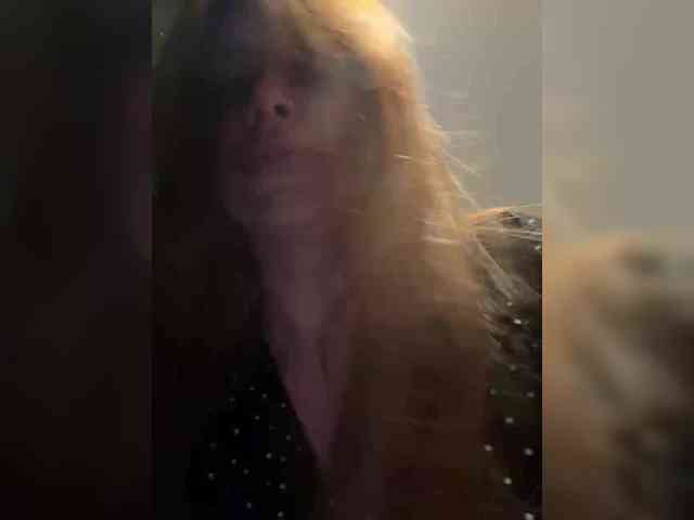 LeiaProseccina webcam