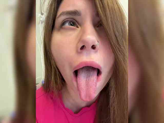 online nude chatroom Girls-Leia