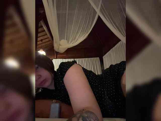 LeiaProseccina webcam