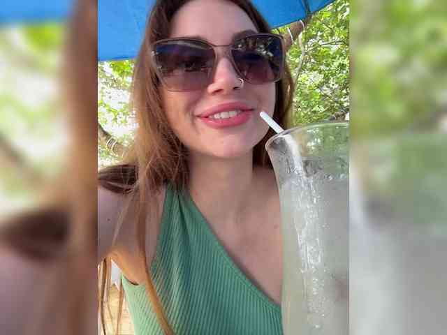 LeiaProseccina webcam