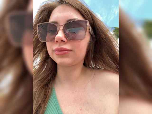 -LeiaProseccina-'s webcam live show