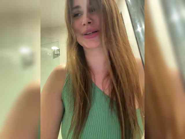 LeiaProseccina webcam