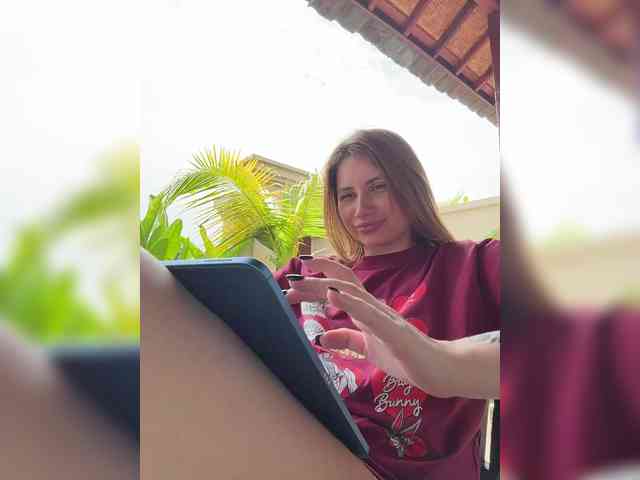 -LeiaProseccina- -LeiaProseccina-