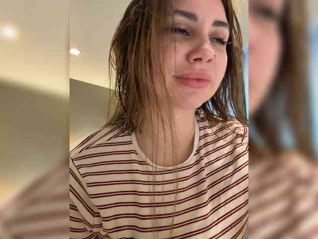 -LeiaProseccina-'s webcam live show