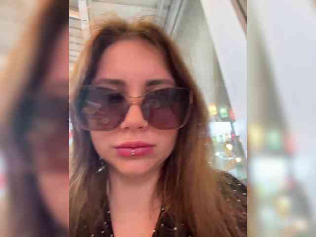 LeiaProseccina webcam