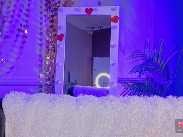 KellyMiller's BongaCams show and profile