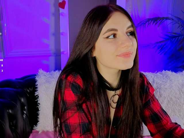 KellyMiller's BongaCams show and profile