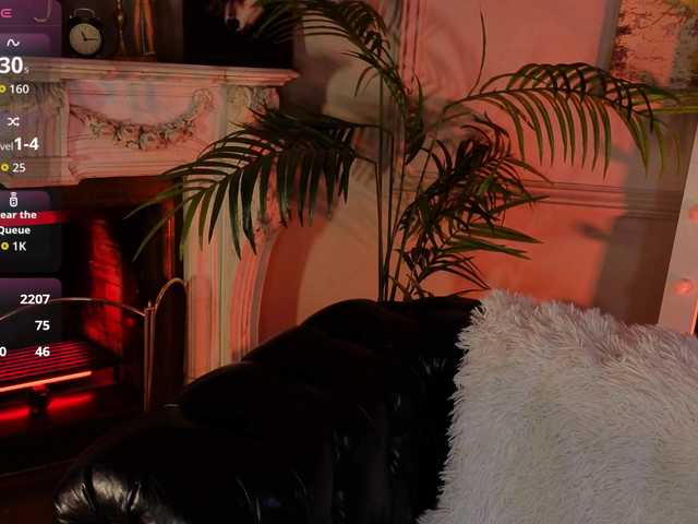 KellyMiller's BongaCams show and profile