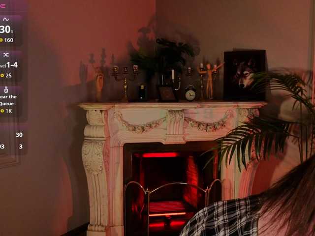 KellyMiller's BongaCams show and profile