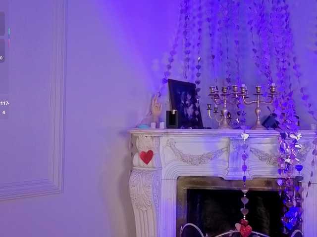 KellyMiller's BongaCams show and profile