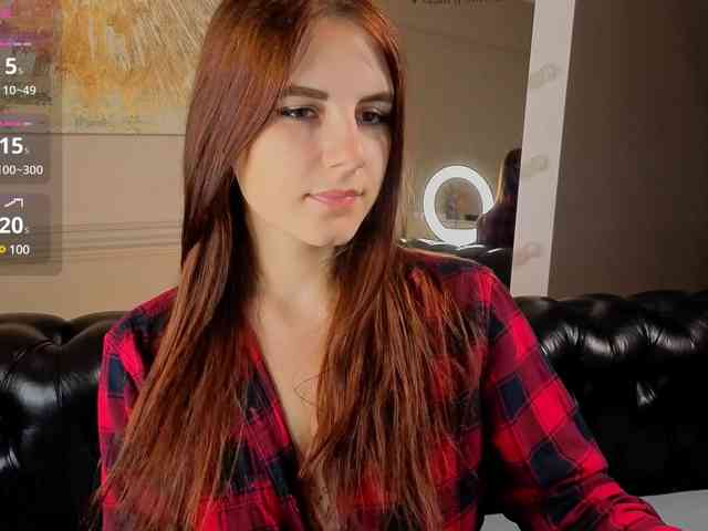 spy webcam KellyMiller