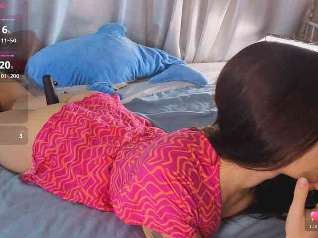 KellyMiller webcam