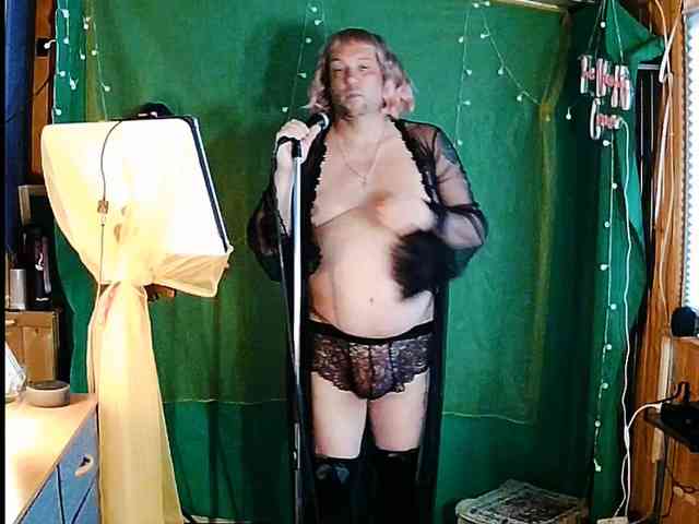 ShamelessMan Live Webcam on BongaCams