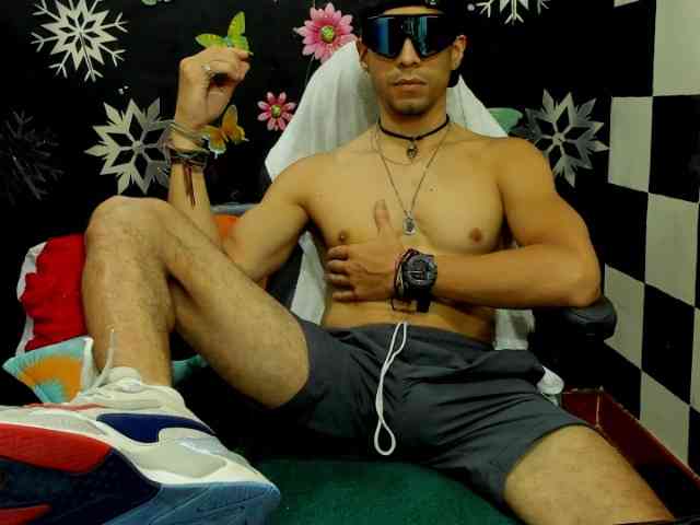 MikeRose94 MikeRose94