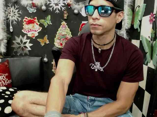 MikeRose94 MikeRose94