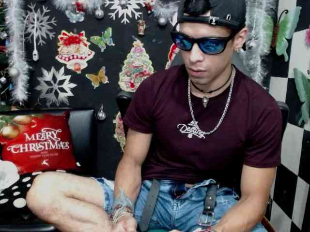 MikeRose94 MikeRose94