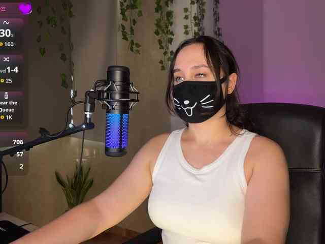 YourSweetPeach webcam