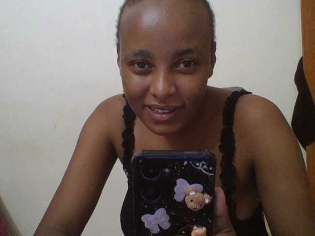 Goldbrown on BongaCams