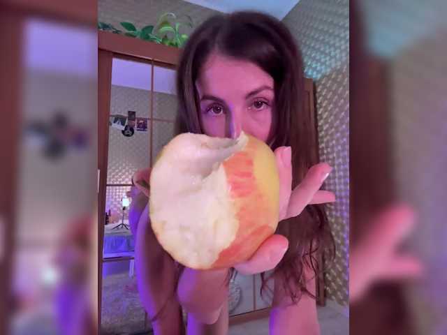 вебкам MilashaNyasha