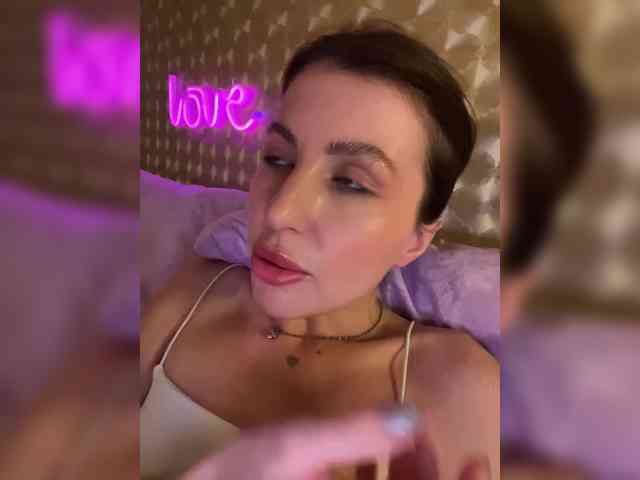 MilashaNyasha webcam
