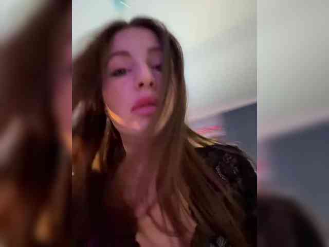 MilashaNyasha webcam