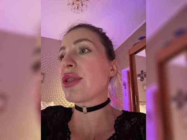 MilashaNyasha webcam