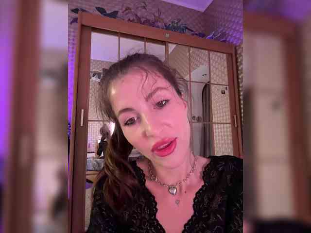 MilashaNyasha webcam