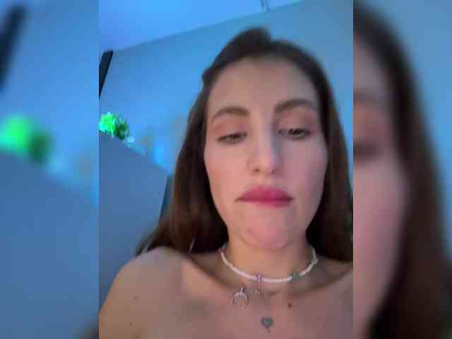 MilashaNyasha webcam