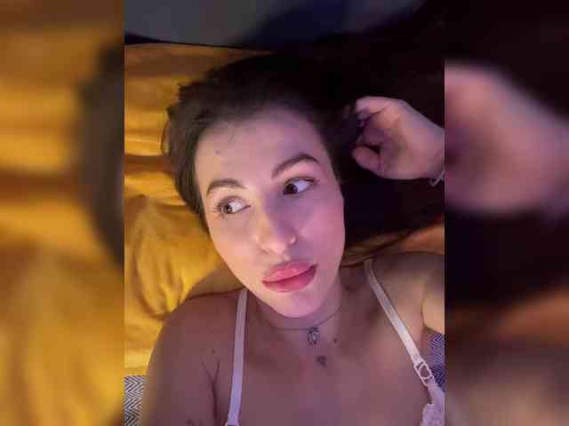 MilashaNyasha webcam