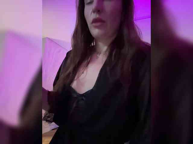 MilashaNyasha webcam