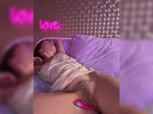 MilashaNyasha webcam