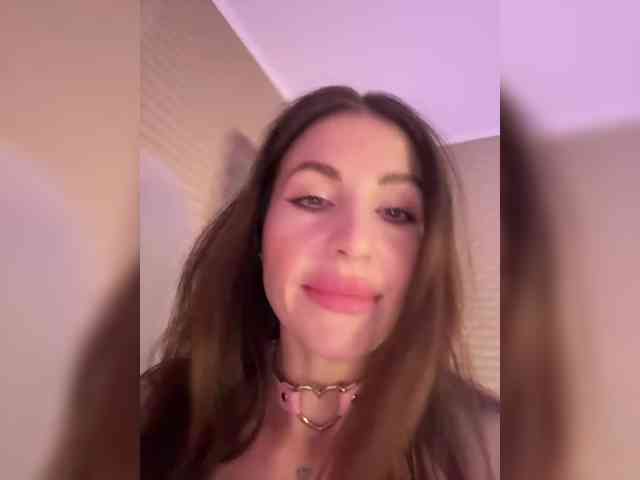 MilashaNyasha webcam