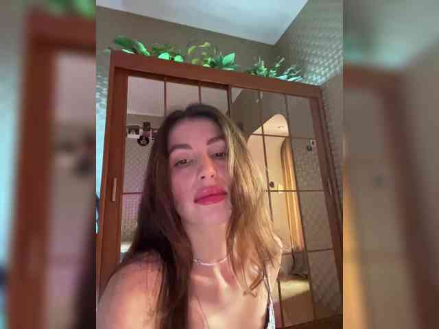 MilashaNyasha webcam