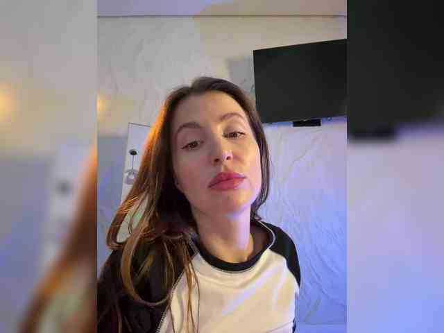 MilashaNyasha webcam