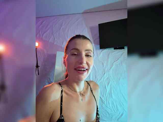 MilashaNyasha webcam